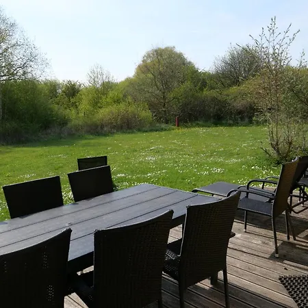 2 House B 129 Feriehus *